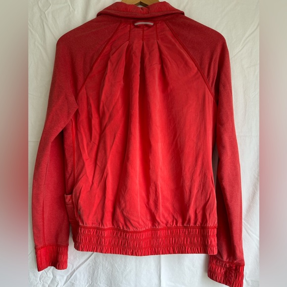 Lululemon Blissed Out Jacket - Picture 2 of 4